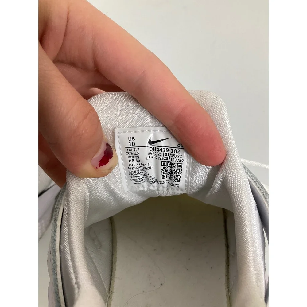 Nike Air Huarache White Metallic Silver Sneakers DH4439-102 Womens 10
